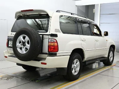 TOYOTA LAND CRUISER