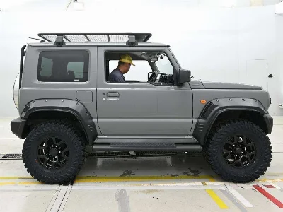 SUZUKI JIMNY SIERRA
