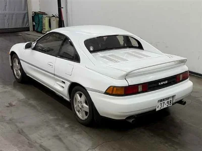 TOYOTA MR2