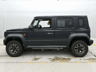 SUZUKI JIMNY NOMADE