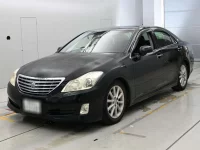 Цена авто Toyota Crown с аукционов Японии, номер кузова GRS200, пробег 144 000, оценка 6