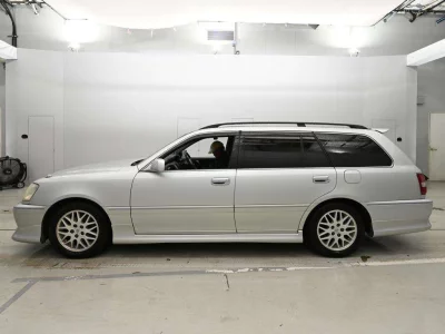 TOYOTA CROWN ESTATE