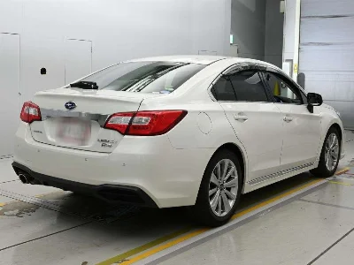 SUBARU LEGACY B4
