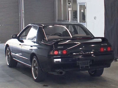 NISSAN SKYLINE