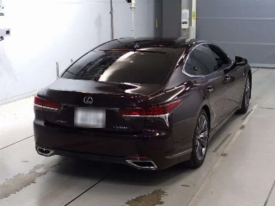 LEXUS LS