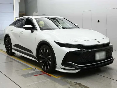 TOYOTA CROWN CROSSOVER