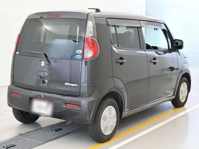SUZUKI MRWAGON