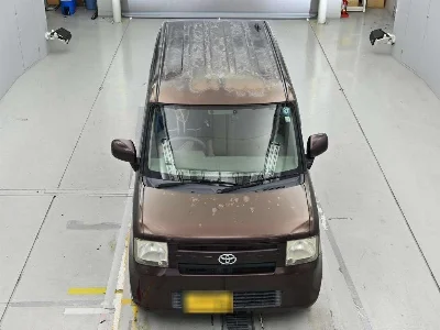 TOYOTA PIXIS SPACE