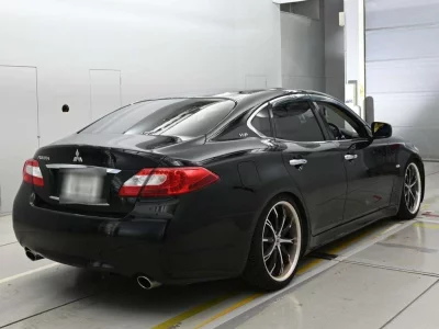 MITSUBISHI PROUDIA