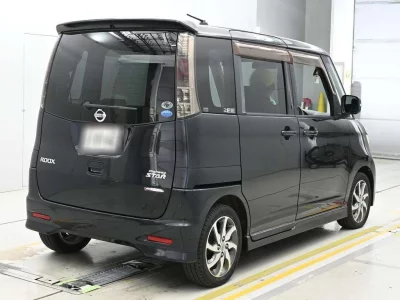 NISSAN ROOX