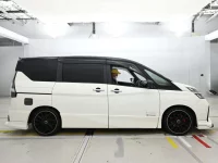 Цена авто Nissan Serena с аукционов Японии, номер кузова HFC27, пробег 68 000, оценка 8