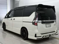 Цена авто Nissan Serena с аукционов Японии, номер кузова HFC27, пробег 68 000, оценка 8