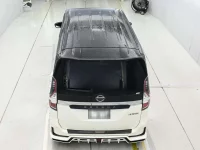 Цена авто Nissan Serena с аукционов Японии, номер кузова HFC27, пробег 68 000, оценка 8