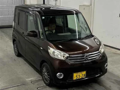 NISSAN DAYZ ROOX