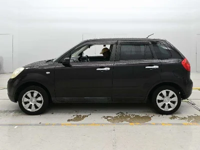MAZDA VERISA