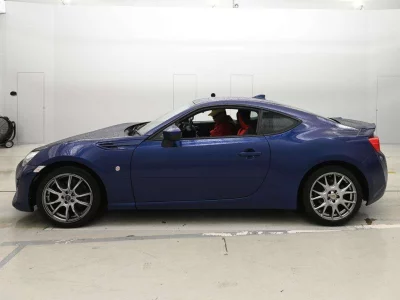 TOYOTA 86
