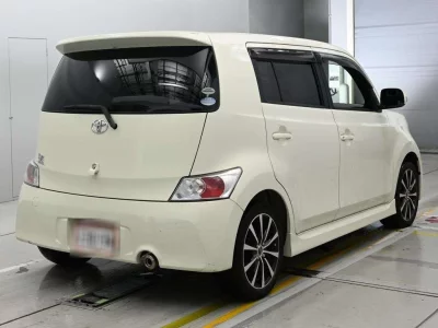 TOYOTA BB