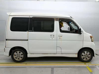 DAIHATSU ATRAI WAGON