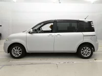 Цена авто Toyota Sienta с аукционов Японии, номер кузова NCP81G, пробег 40 000, оценка 3
