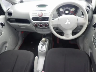 MITSUBISHI I