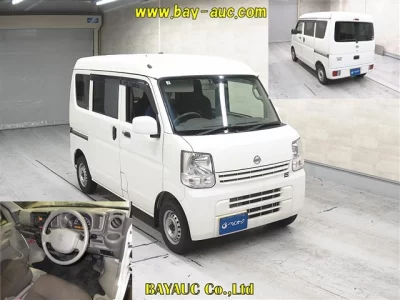 NISSAN CLIPPER VAN