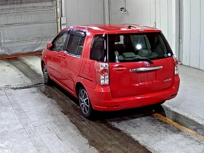 TOYOTA RAUM