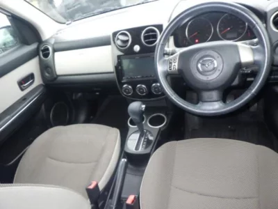 Mazda Verisa
