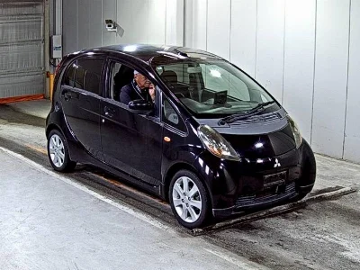 MITSUBISHI I