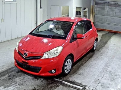 TOYOTA VITZ