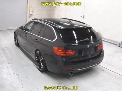 BMW 3 SERIES