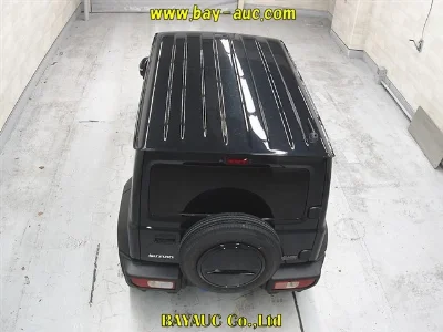 SUZUKI JIMNY NOMADE