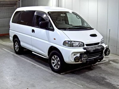 MITSUBISHI DELICA