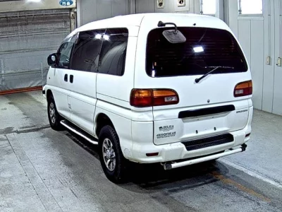 MITSUBISHI DELICA