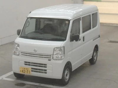 NISSAN CLIPPER VAN