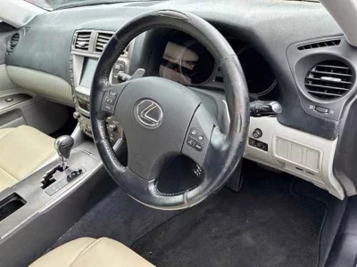 LEXUS IS