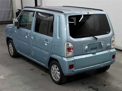 Daihatsu Naked