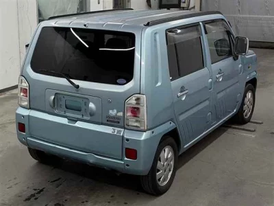 Daihatsu Naked
