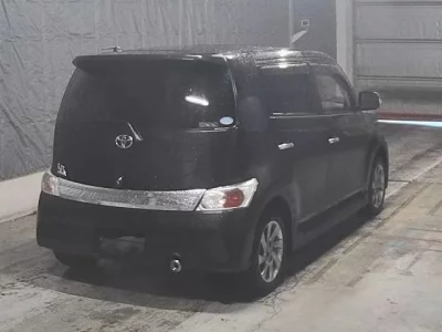 TOYOTA BB