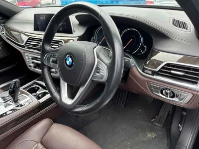 BMW 7 SERIES