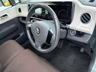 Suzuki MRWAGON