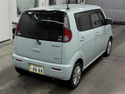 SUZUKI MRWAGON