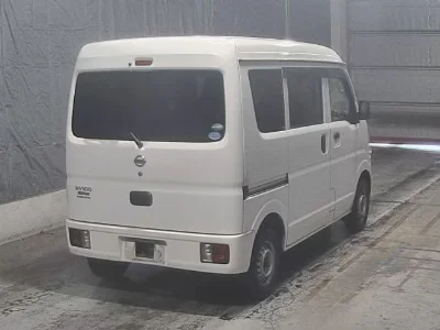 NISSAN CLIPPER VAN