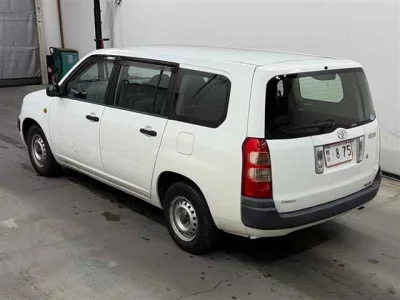 TOYOTA SUCCEED