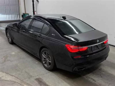 BMW 7 SERIES