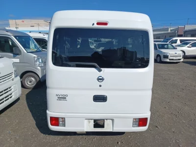 NISSAN CLIPPER VAN
