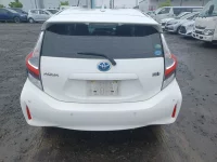 Цена авто Toyota Aqua с аукционов Японии, номер кузова NHP10, пробег 104 000, оценка 