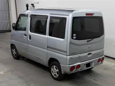 NISSAN CLIPPER VAN