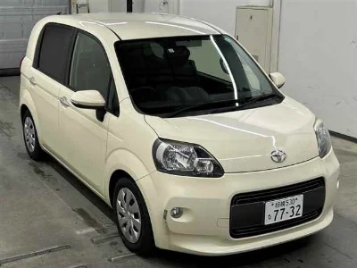 TOYOTA PORTE