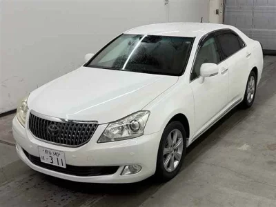 TOYOTA CROWN MAJESTA