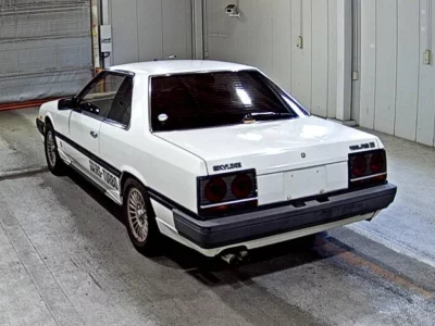 NISSAN SKYLINE